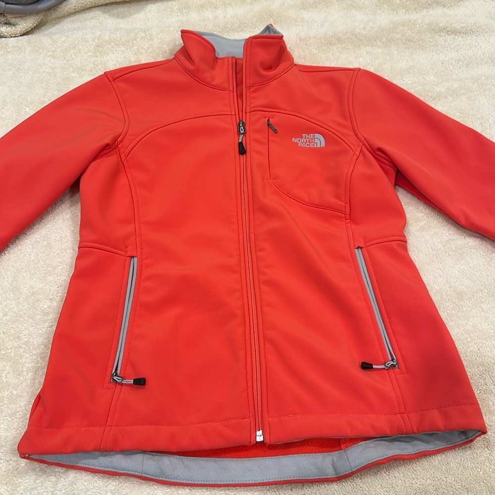 Women’s North Face Jacket
